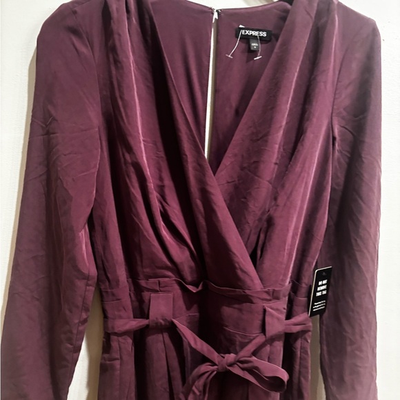 Express purple Jumpsuit size 6 fall lightweight feminine casual - Picture 15 of 16